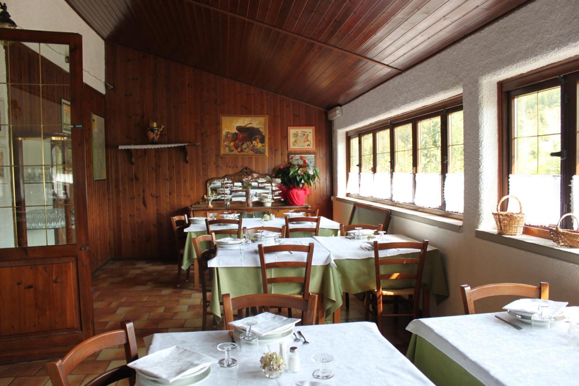 Locanda San Giorgio Sestola Esterno foto